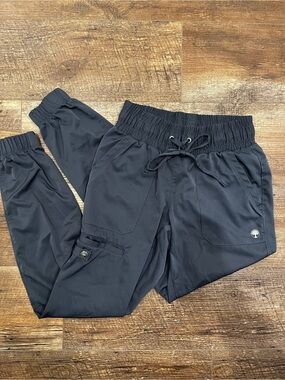 Women’s Black Elastic-Waist Utility Jogger Pants